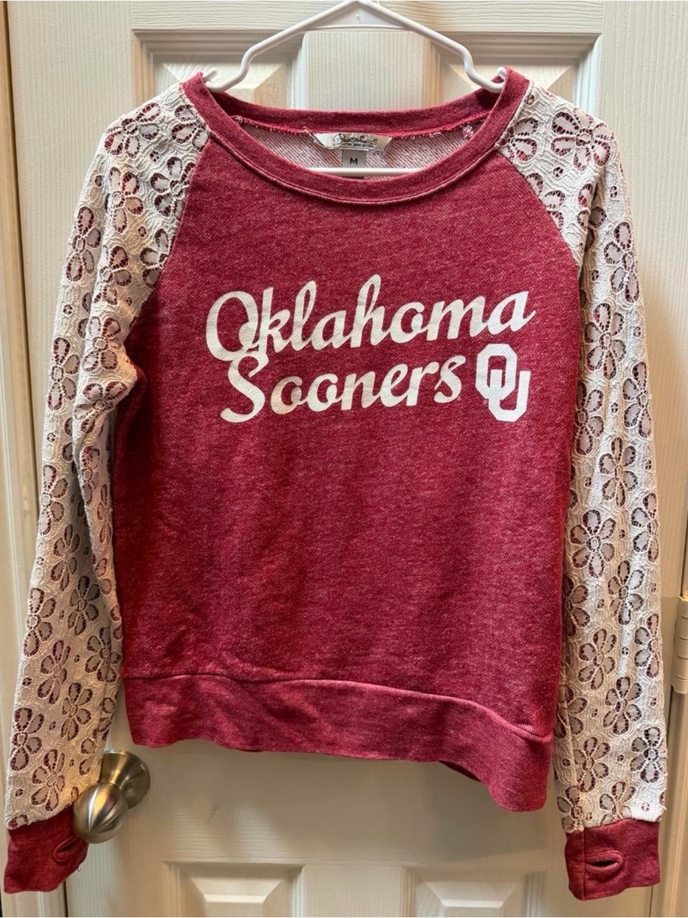 Oklahoma Sooners Women's Maroon Lace Sleeve Sweatshirt size M